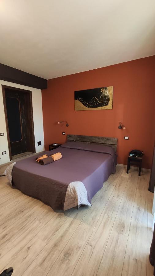 Artista B&B Càbras Eksteriør billede
