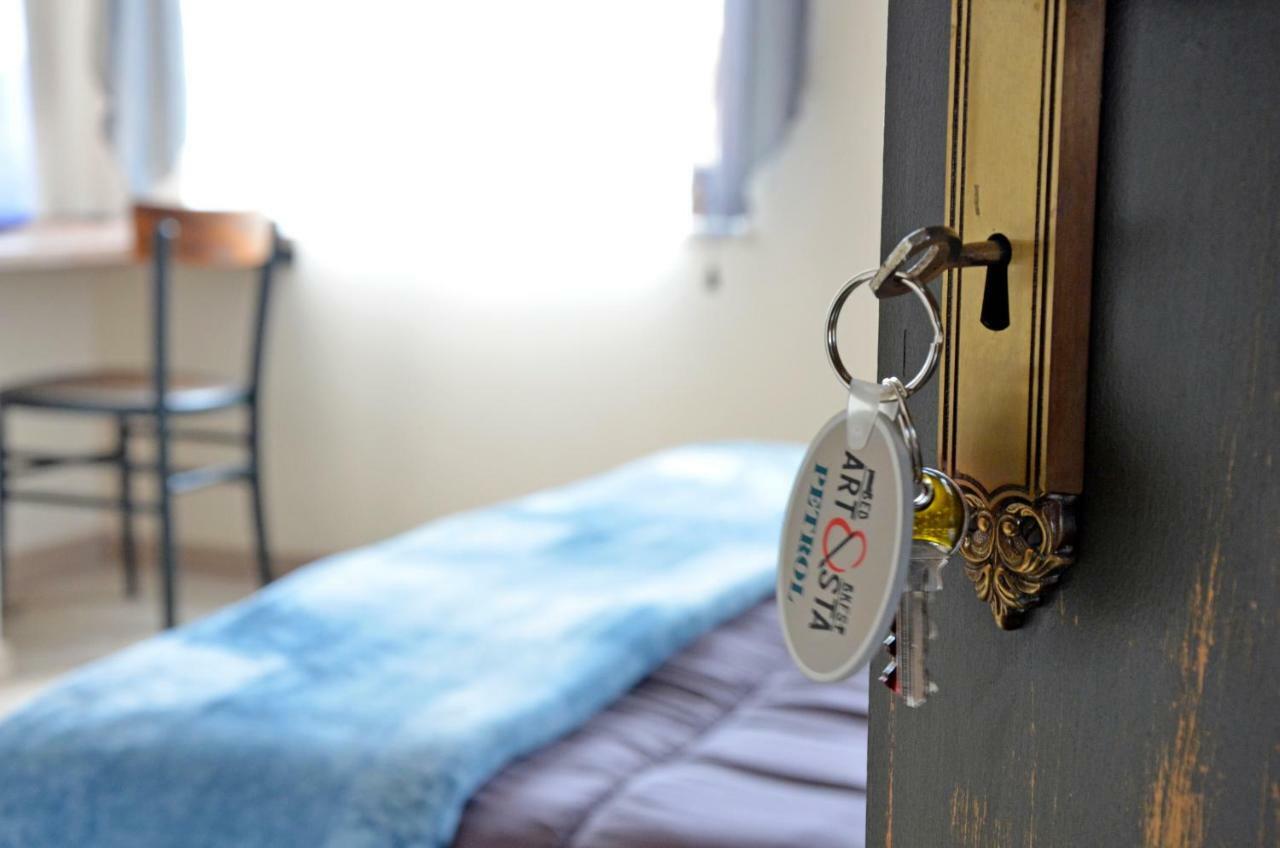 Artista B&B Càbras Eksteriør billede